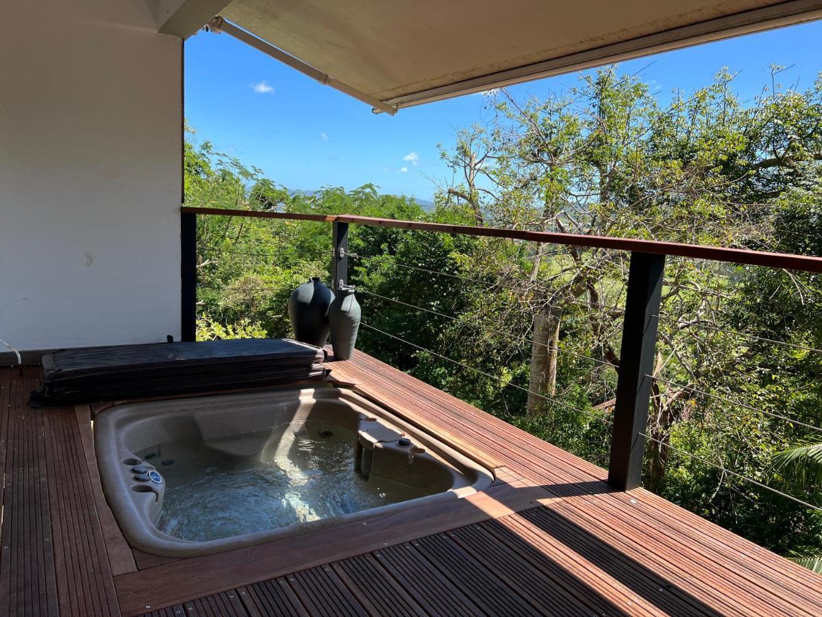 Appartement Avec Jacuzzi Et Vue Sur Le Golf Les Trois-Ilets Extérieur photo